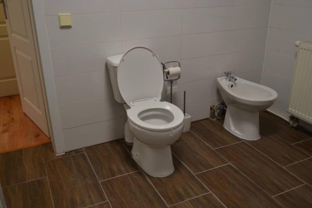 Appartement In Nitra Under The Zobor-Hill מראה חיצוני תמונה